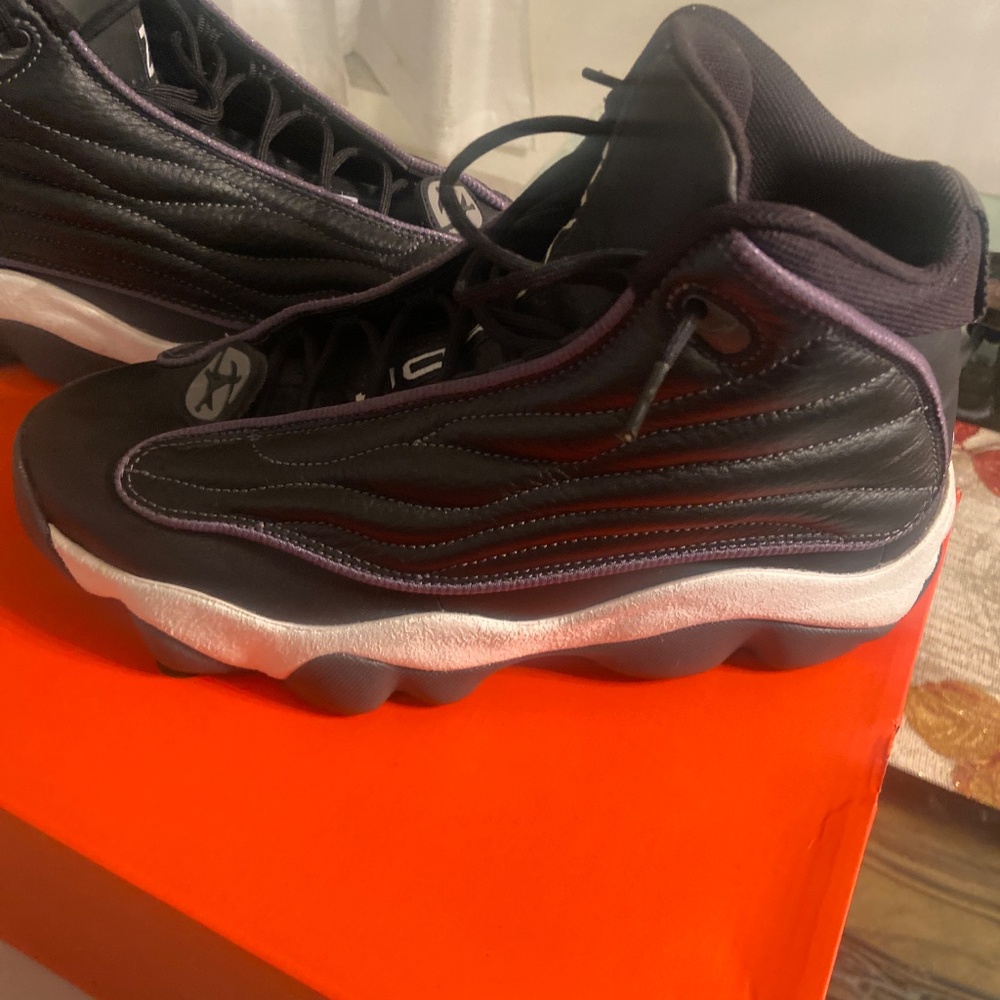 Jordan Shoes - Picture 6 of 6